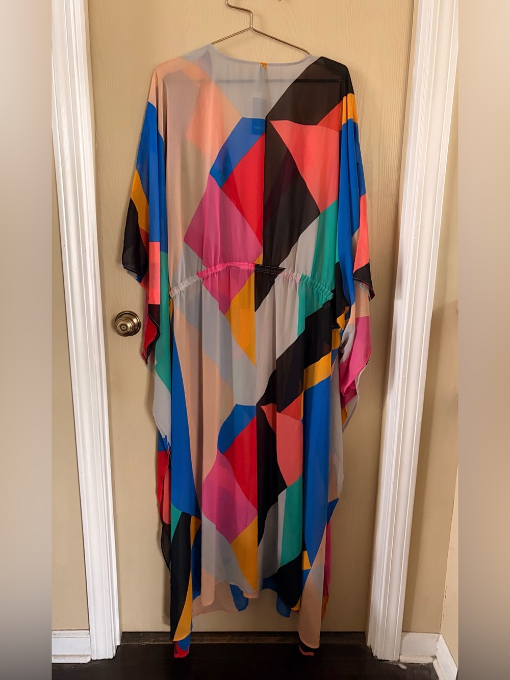 Colorful Geometric Patterned Sheer Cover Up - Picture 3 of 5